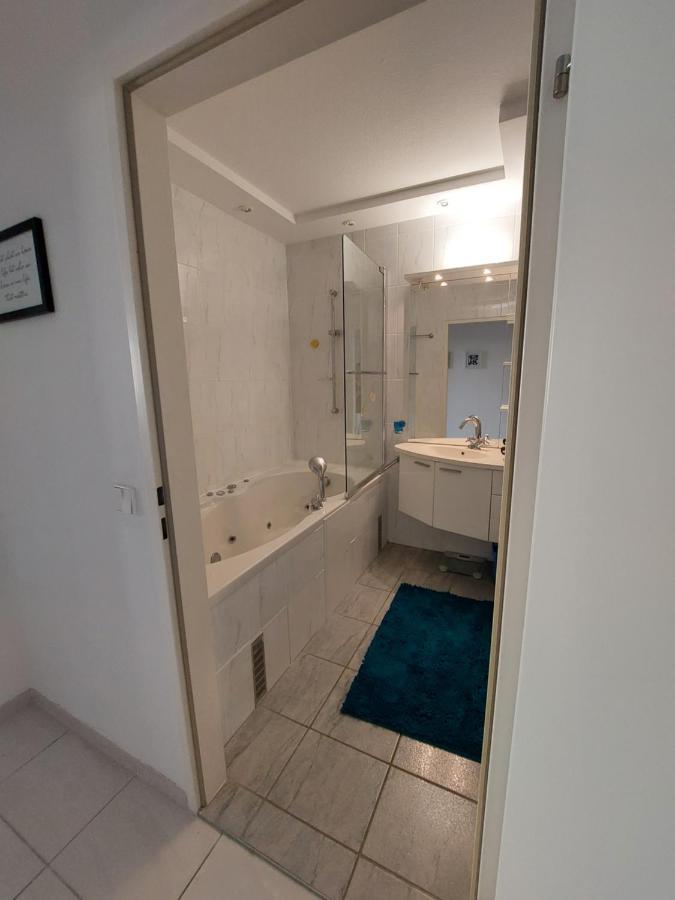 Apartament Tower With Private Terrace Next To Uno *